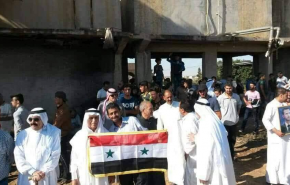 شاهد ..الجيش السوري يحرر 50 بلدة بريف درعا وسط استقبال شعبي