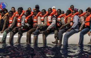 ليبيا تنقذ 270 مهاجر غير شرعي قبالة سواحلها