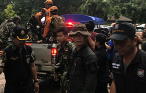 عملیات نجات تیم ملی فوتبال تایلند با 10هزار سرباز