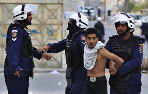 ADHRB تنتقد استهداف البحرين لرجال الدين الشيعة