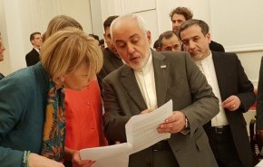 پیام توئیتری ظریف پس از نشست وین: آمریکا منزوی شد