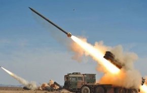 ارتش یمن یک موشک به مواضع متجاوزان سعودی در ساحل غربی شلیک کرد