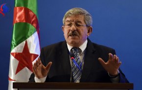 أنباء عن استقالة وشيكة لرئيس وزراء الجزائر