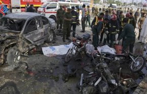 مقتل وإصابة العشرات في انفجار خلال تجمع انتخابي في باكستان