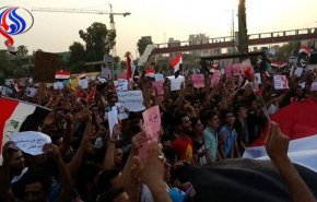 بالفيديو.. المتظاهرون بكربلاء يقدمون وثيقة تتضمن مطالبهم