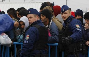 الاتحاد الاوروبي ينشر قوات في مقدونيا لمواجهة تدفق المهاجرين