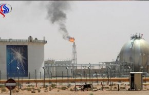 سردرگمی سعودی ها از حمله یمنی ها به تأسیسات نفتی در ریاض