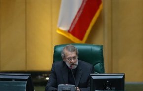 لاريجاني: تصريحات ترامب العبثية لا تستحق الرد