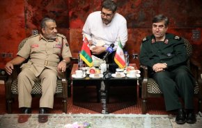تعزيز التعاون بين الحرس الثوري والقوات المسلحة لهذه الدولة العربية.. 