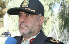 قائد شرطة طهران: سنتصدى بحزم للعابثين بالاقتصاد الوطني