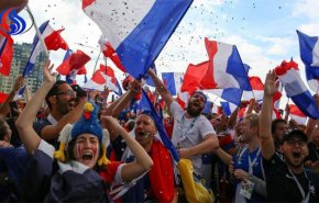 تبعات الفوز بكأس العالم، تلاحق الفرنسيين