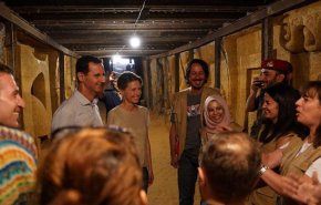 بازدید اسد و همسرش از تونل های مرگ در غوطه شرقی + عکس