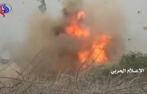 مواضع مزدوران سعودی زیر آتش موشک نیروهای یمنی + فیلم