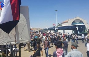 عودة حوالي 120 لاجئ من لبنان إلى سوريا خلال اليوم