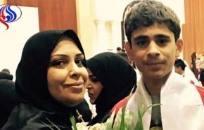مسئولة سجن النساء في البحرين تمزّق ملابس العيد المرسلة إلى هاجر منصور