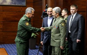 الدفاع الروسية: سنواصل التعاون العسكري مع إيران