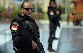 ضابط مصري يترك رسالة لزوجته قبل انتحاره‎!

