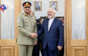 ظریف: ایران آماده همکاری با پاکستان در مبارزه با تروریسم است