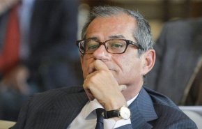 وزير المالية الإيطالي يعد باستقرار الميزانية