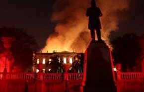 موزه ۲۰۰ ساله برزیل در آتش
