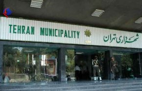واکنش شهرداری تهران به خودسوزی یک شهروند مقابل این سازمان