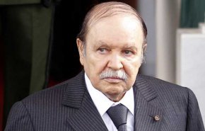 الرئيس الجزائري يقيل واليا لمحافظة انتشر بها 
