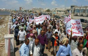 انفجار الوضع الشعبي في المحافظات اليمنية الواقعة تحت الاحتلال