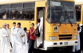 سائق ينسى طفلًا بحافلة مدرسية في السعودية وهذا مصيره!!