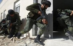 السلطة تعتقل العشرات من أعضاء وأنصار حماس بالضفة