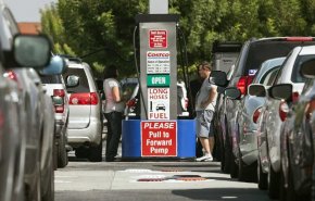 گرانی 60 درصدی بنزین در آمریکا به دلیل تحریم نفتی ایران
