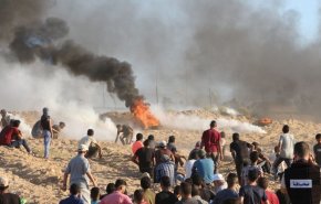 7 شهداء ومئات الإصابات قمع الاحتلال المتظاهرين بغزة