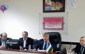 أوزبكستان ترغب في توسيع تبادلها التجاري مع إيران