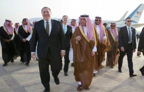 وزیر خارجه آمریکا وارد عربستان شد
