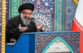 خاتمي: علينا ان نحذر من عودة الاستكبار الى ايران بعد ان طردناه منها