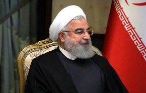 الرئيس الايراني يعين رضا رحماني وزيرا بالوكالة للصناعة والمناجم والتجارة