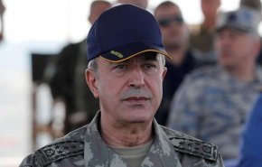 وزير الدفاع التركي: انسحاب معظم الراديكاليين والأسلحة الثقيلة من المنطقة منزوعة السلاح بإدلب
