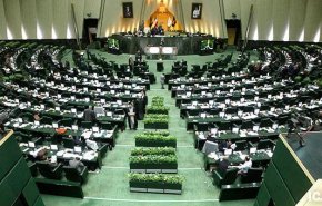 مجلس در دو نوبت از ساعت 13 صلاحیت وزرا را بررسی می‌کند

