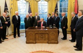 احتمال برکناری یا استعفای شش عضو کابینه ترامپ

