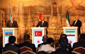ظريف: مواقف متشابهة لايران وتركيا واذربيجان بشأن القضايا الاقليمية