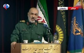 سردار سلامی: دشمن در جنگ نرم و اقتصادی علیه ایران شکست سنگین می خورد/ جهان اسلام محل جولان استکبار نیست