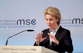 وزيرة الدفاع الألمانية: إنشاء جيش أوروبي أمر ضروري