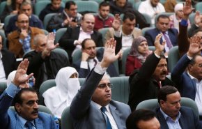 پارلمان اردن به پیش‌نویس قانون جنجالی «مالیات بر درآمد» رأی داد
