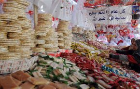هكذا يواجه المصريون ارتفاع أسعار حلوى المولد النبوي (ص)!