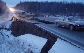 ویدیو؛ زلزله مهیب 7.2 ریشتری در آمریکا/ اعلام وضعیت اضطراری در آلاسکا/ وقوع 40 پس لرزه