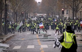 دستگیری بیش از چهارصد نفر پس از شورش‌های پاریس
