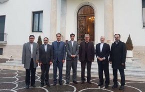 ماذا يفعل وفد برلماني ايراني في ايطاليا؟