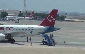 نزيف الطائرة التركية يثير حفيظة سلطة المطار الإسرائيلي