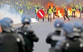 آیا حمله تروریستی در فرانسه کار دولت برای مقابله با جلیقه زردها بوده است؟