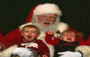 بابا نويل يأتي الاطفال هذا العام نزولا من ناطحة سحاب بدل المدخنة