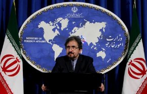 طهران : لا يمكن للسلاح والمال ان يحددا مصير الشعب اليمني
